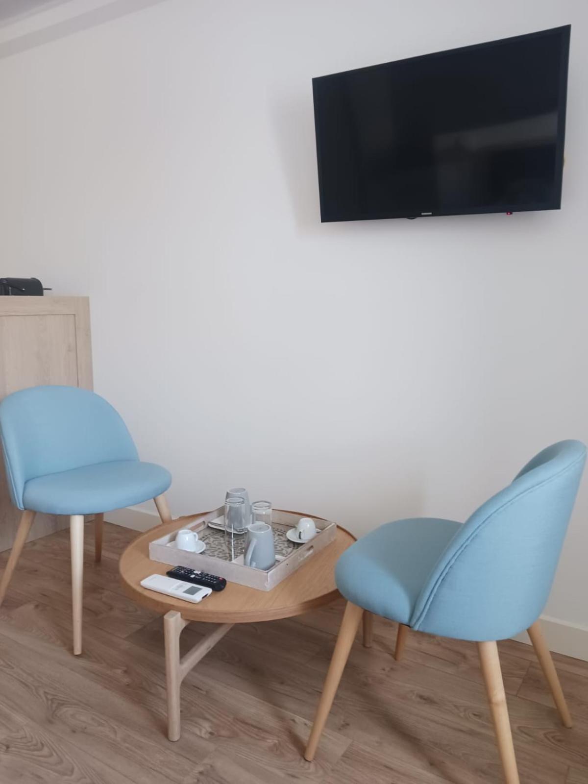 Hotel Cotinga Villars-les-Dombes Esterno foto